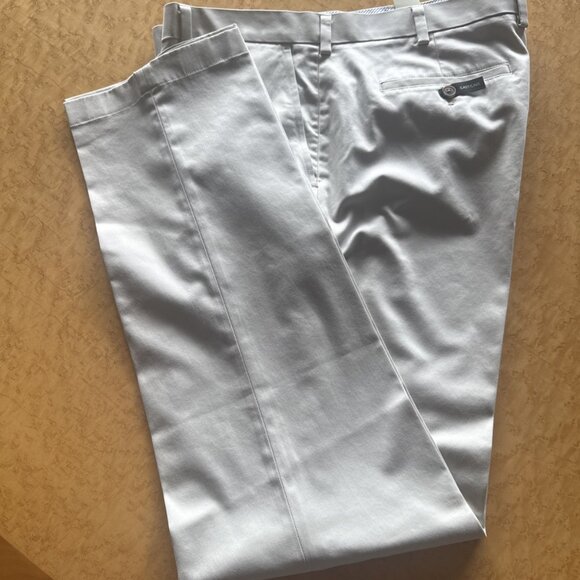 Paul Stuart Easy Care Casual Pants - size 42 W 34 L - New with tags